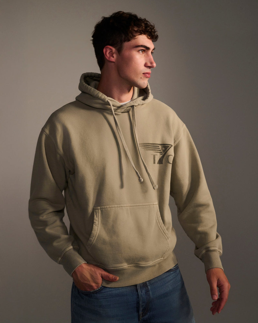 THE DAX IN EAGLE PRINT